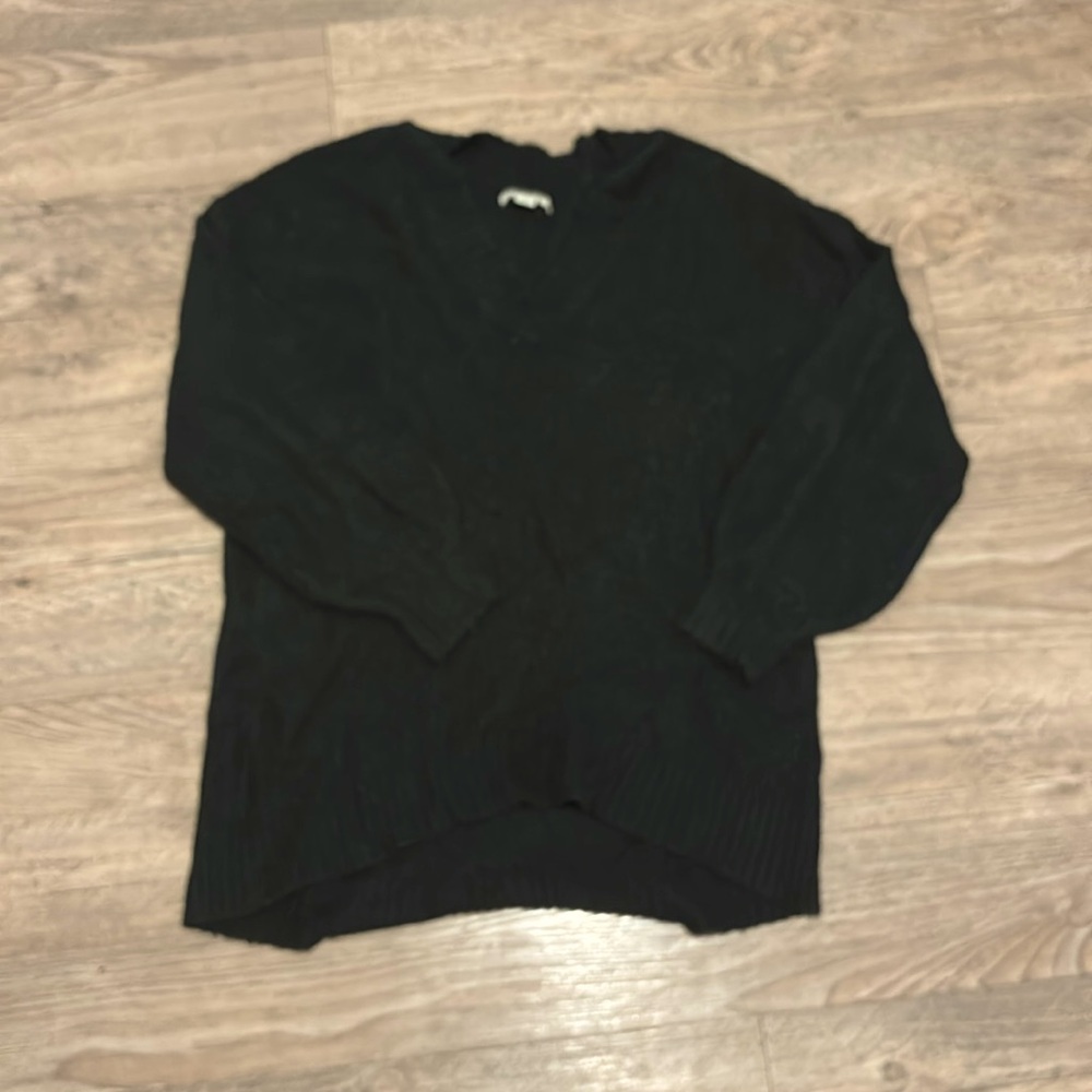 American eagle xs green sweater.